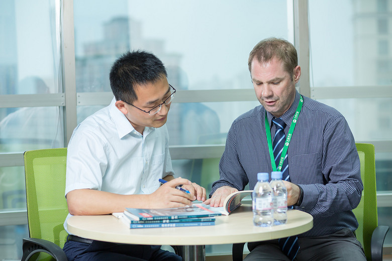 杭州大嘴外教:外教一对一上门辅导,个性化定制