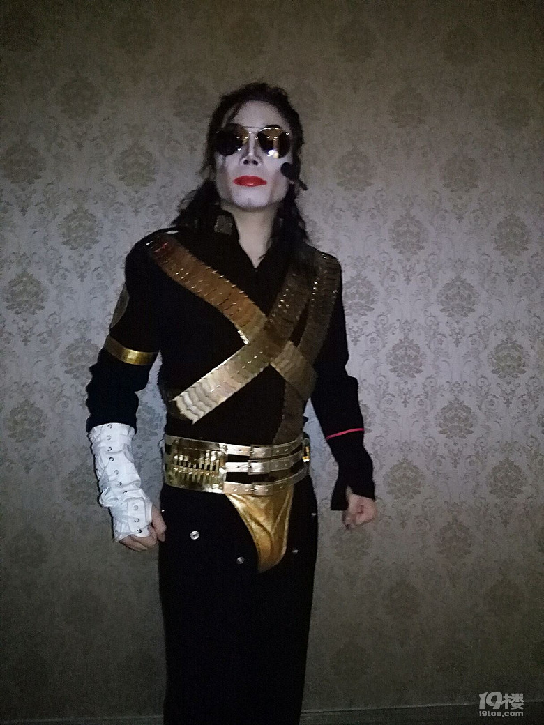 世界流行音乐之王-敏敏杰克逊