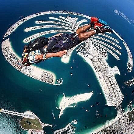 去迪拜跳伞,玩一次让人尖叫的旅行!你有勇