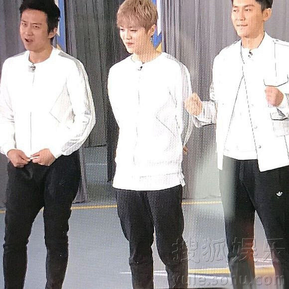 《奔跑吧》杭州开录 鹿晗迪丽热巴路透图曝光