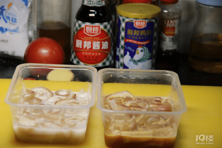 這是一道有顏值有故事的菜，不含脂肪還養(yǎng)顏~