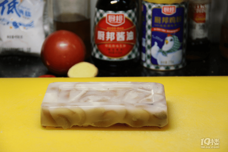 這是一道有顏值有故事的菜，不含脂肪還養(yǎng)顏~