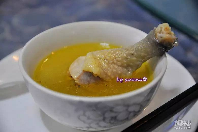 說去踏青結(jié)果迷路 誤打誤撞發(fā)現(xiàn)余杭徑山里的一家餐