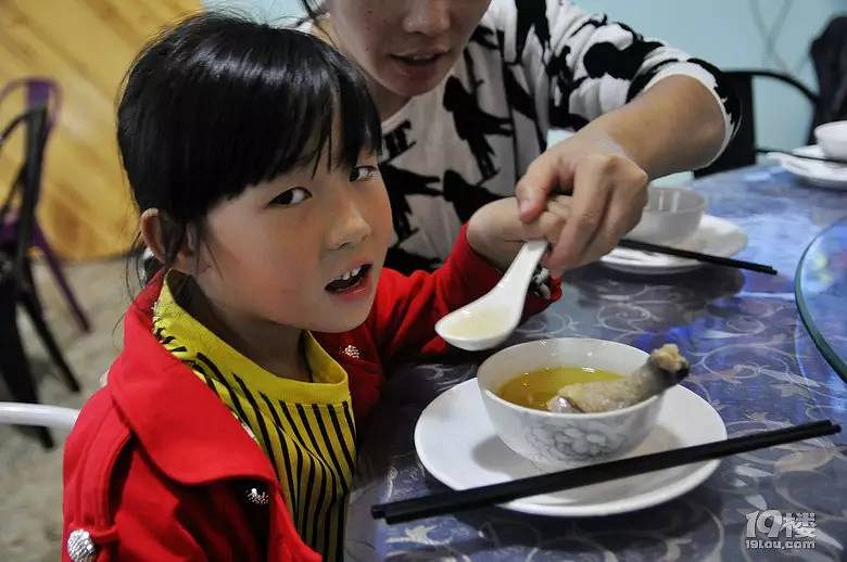 說去踏青結(jié)果迷路 誤打誤撞發(fā)現(xiàn)余杭徑山里的一家餐