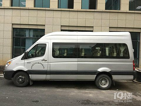 12座14座小巴面包车12座15座奔驰MB100出租