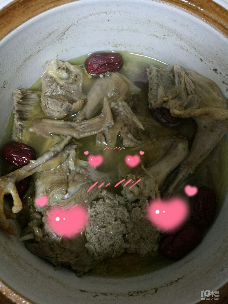 ۳ÿ