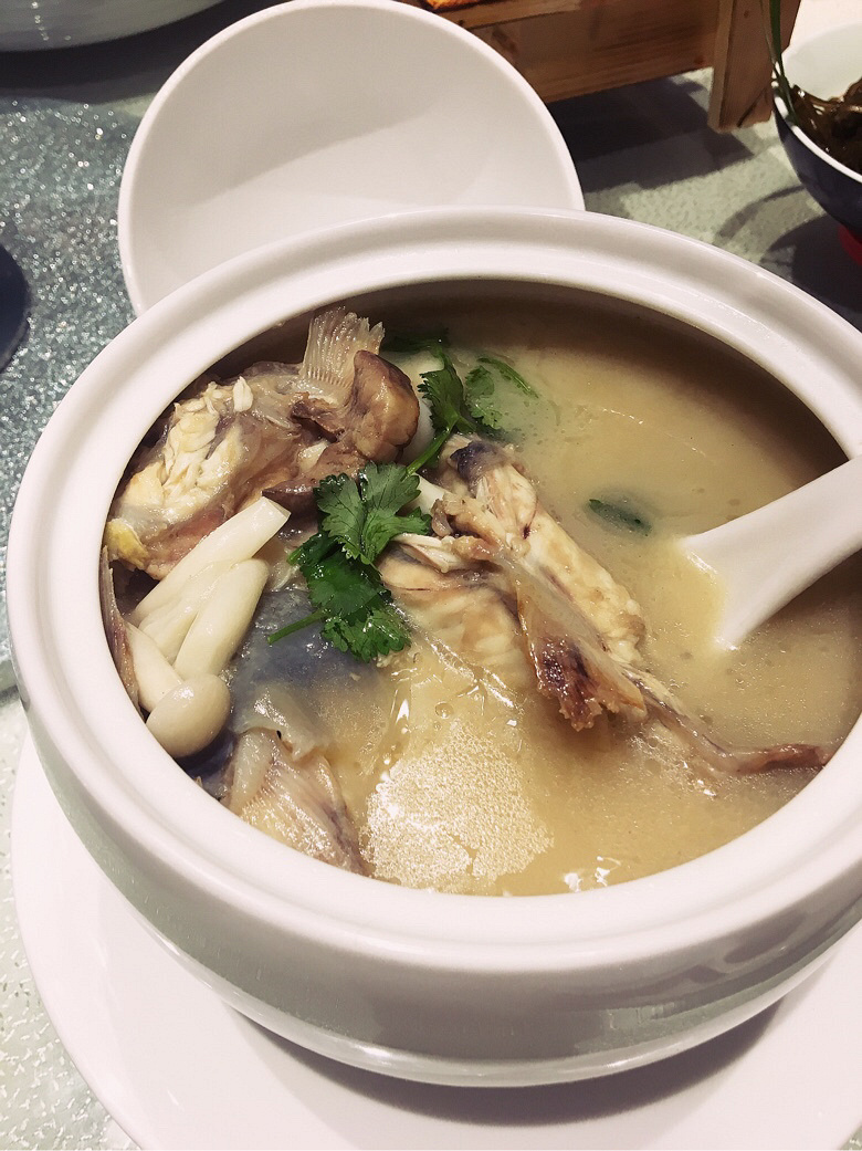 在转塘的壹品轩吃到了河豚汤!
