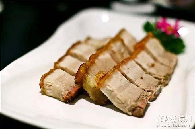 不必對著TVB劇里的美食流口水！這幾家店讓你一筷子夾到香港