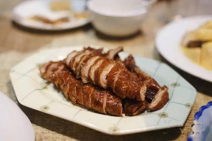 名叫”杭州大排檔“的飯店卻吃不出杭州味？如果你來到鼓樓，不如