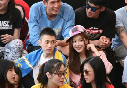 富二代秦奋被曝与女友分手 2个月前才与阿娇传绯闻