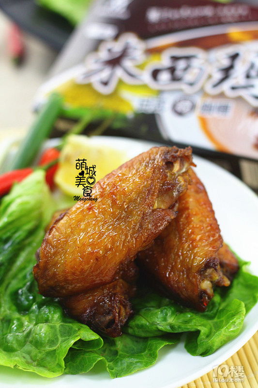 聞到香氣就流口水的咖哩雞翅，一點(diǎn)也不會(huì)輸給可樂(lè)雞翅