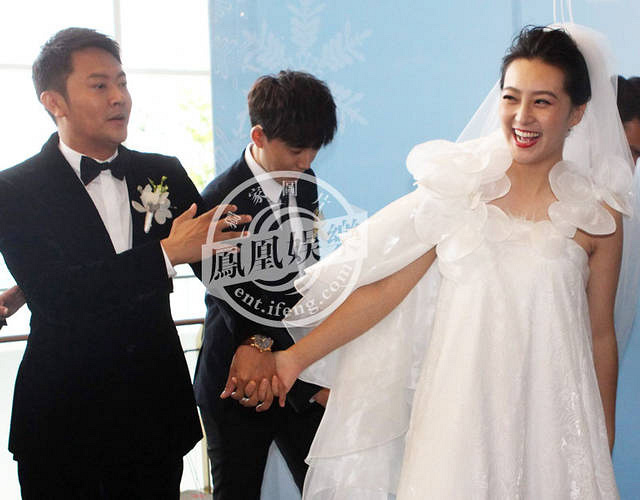 [娱论导向]不过是个坎，印小天就当自己结了一个假婚