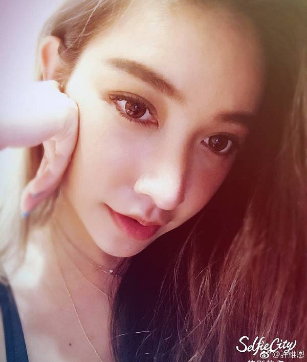 林志玲该让位了,现在台湾的不老女神竟然是她