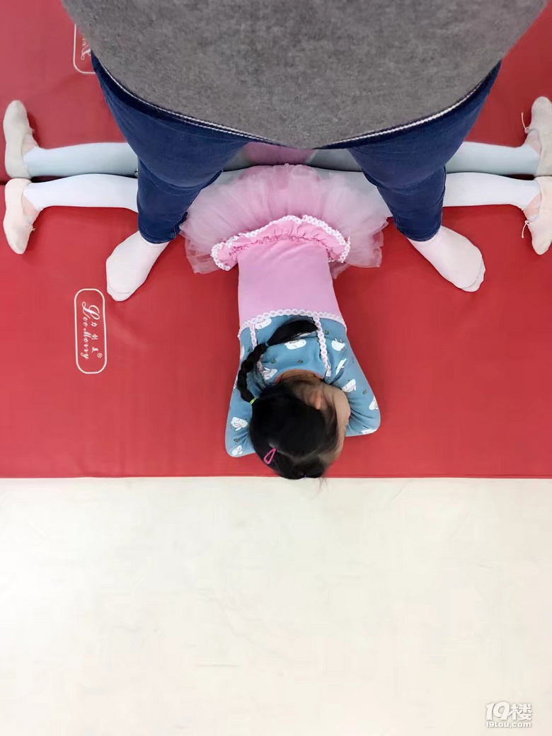 ӛ