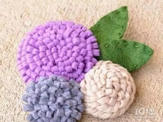 新人胸花制作過程 如何制作胸花
