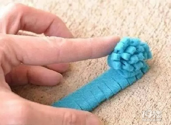 新人胸花制作過程 如何制作胸花