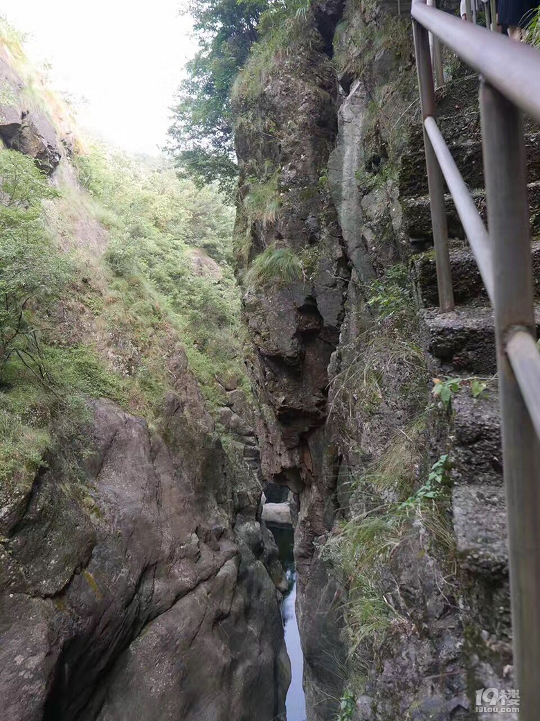 rң