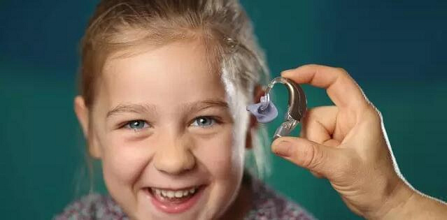 宁波助听器--患有中耳炎的耳道式助听器用户需