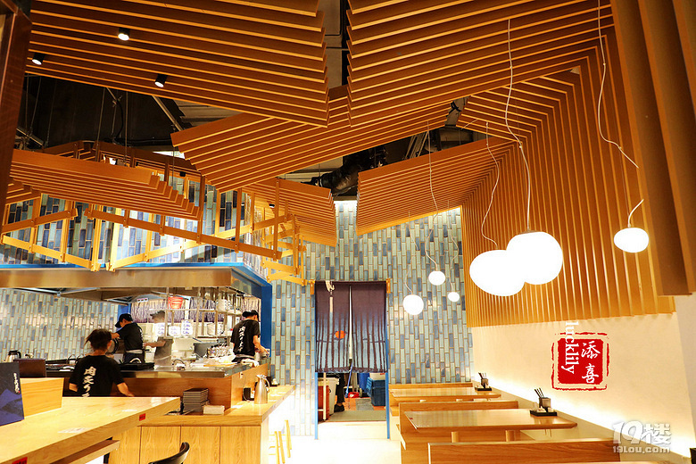 這家自成一派的日式拉面店，竟然可以“免費(fèi)續(xù)面”！再也不怕一碗