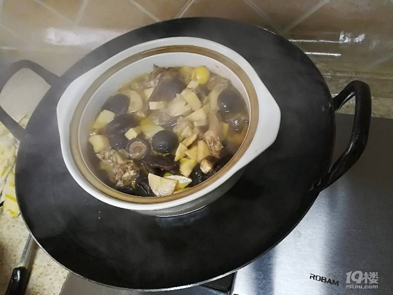 今晚吃雞