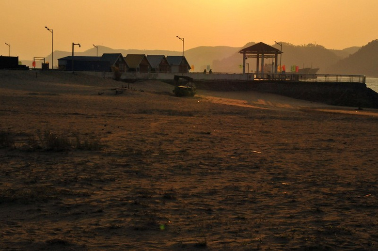 跟著夕陽走