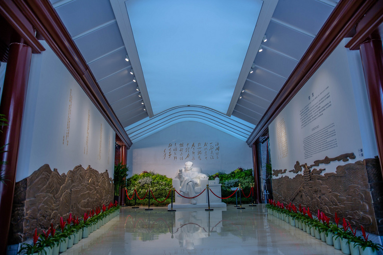 【新中国第一部宪法在此诞生】