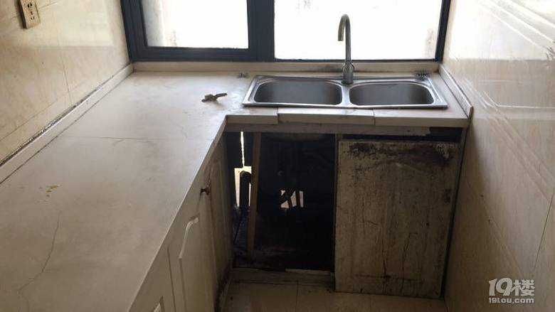 我爱我家托管,新房东求支招,还我一个完整的家