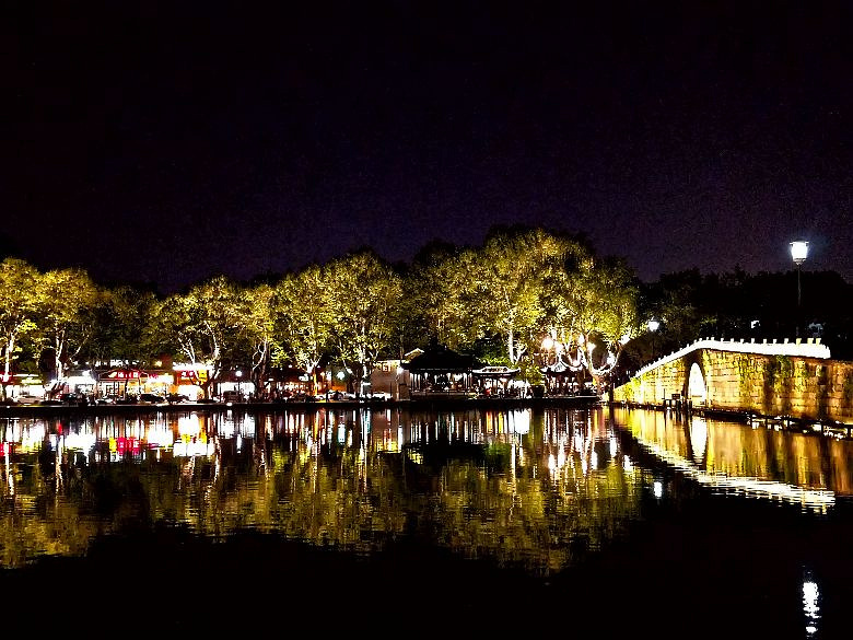 随手拍西湖夜景