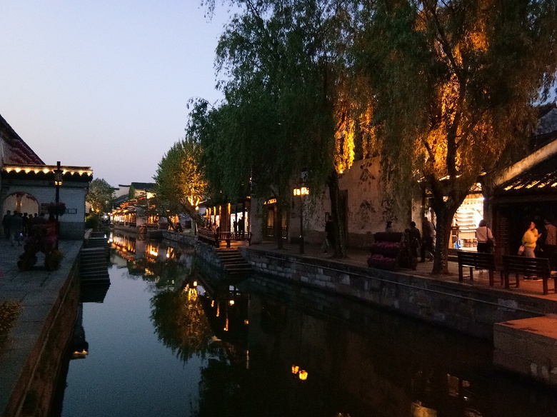 2018 · 夜南潯