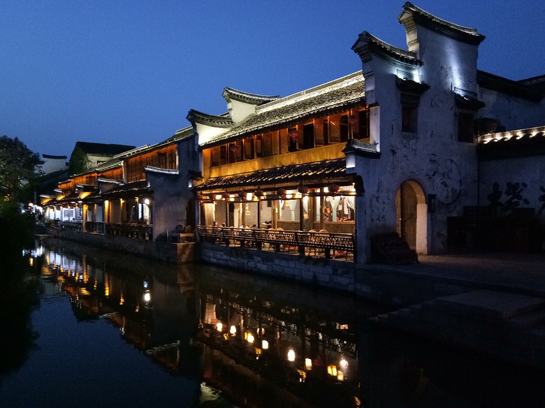 2018 · 夜南潯