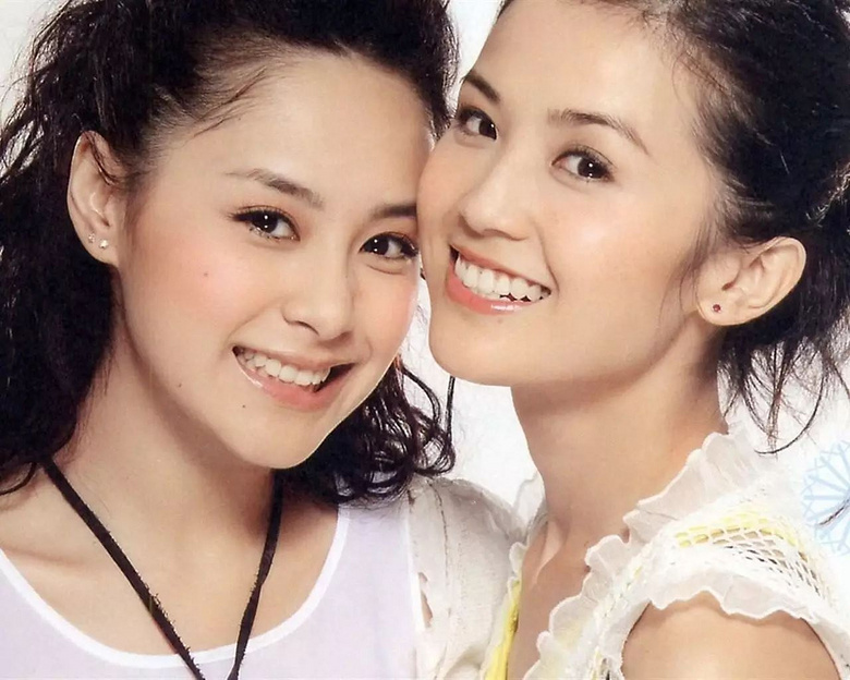 阿娇大婚,搂着伴娘阿sa大哭……有一种友情,叫twins永