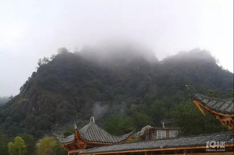 江西的睡美人，人見人愛的靈山