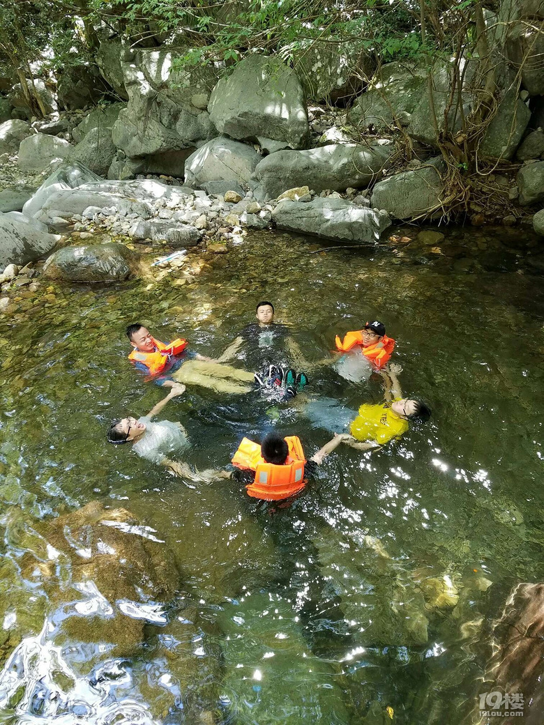 臨安蝴蝶谷溯溪，水上活動(dòng)、腐敗聚餐約起來
