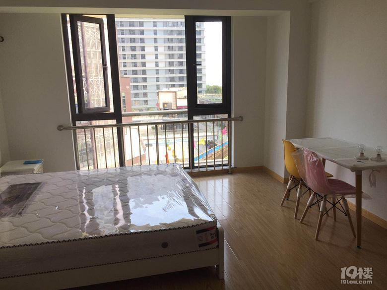 金隅空港清爽装修公寓 湾天地附近 电影院菜市