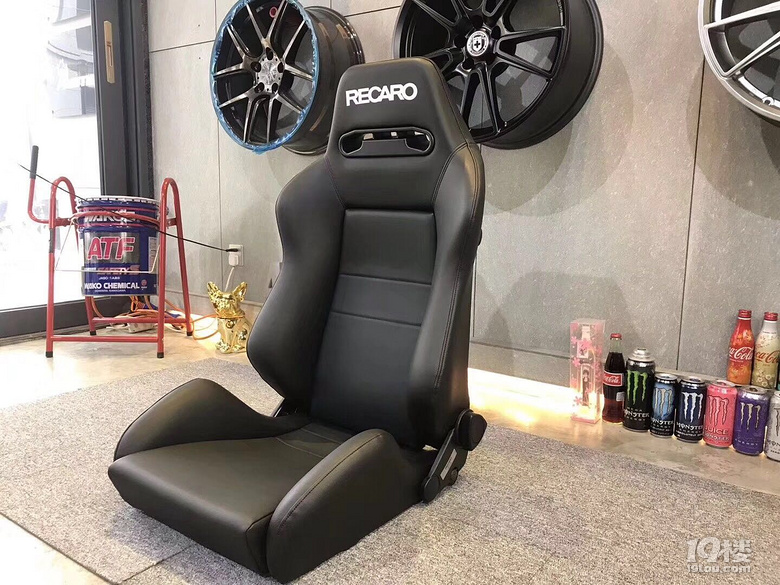  RECARO SR-5 \