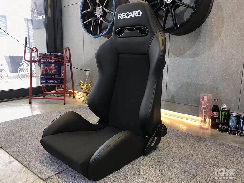  RECARO SR-5 \