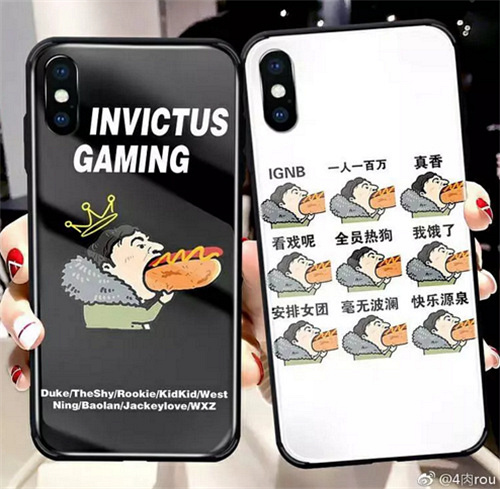 王思聪就是饿死,也不该吃这个热狗