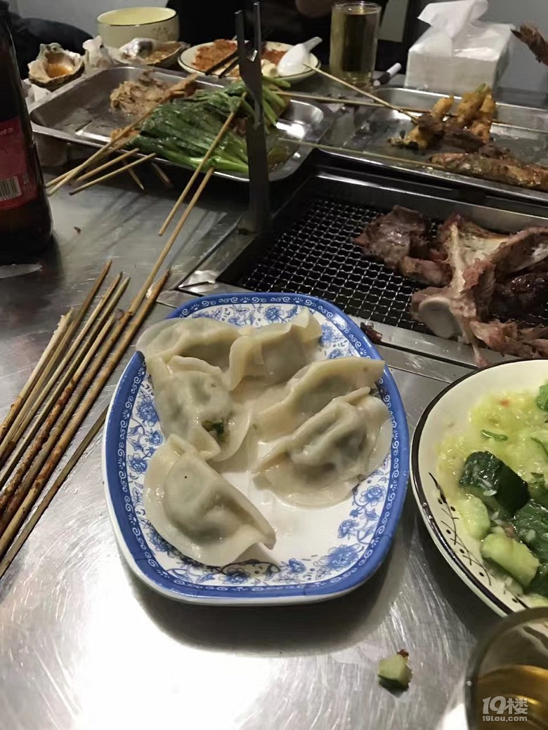 今天立冬 曬曬我朋友圈的餃子