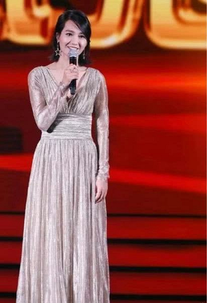 五段恋情报废十年积劳成疾,再出山的她临时救