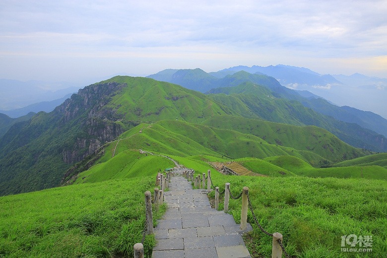 【2019我要上臺(tái)歷】——東游西逛，登山徒步，大美山川