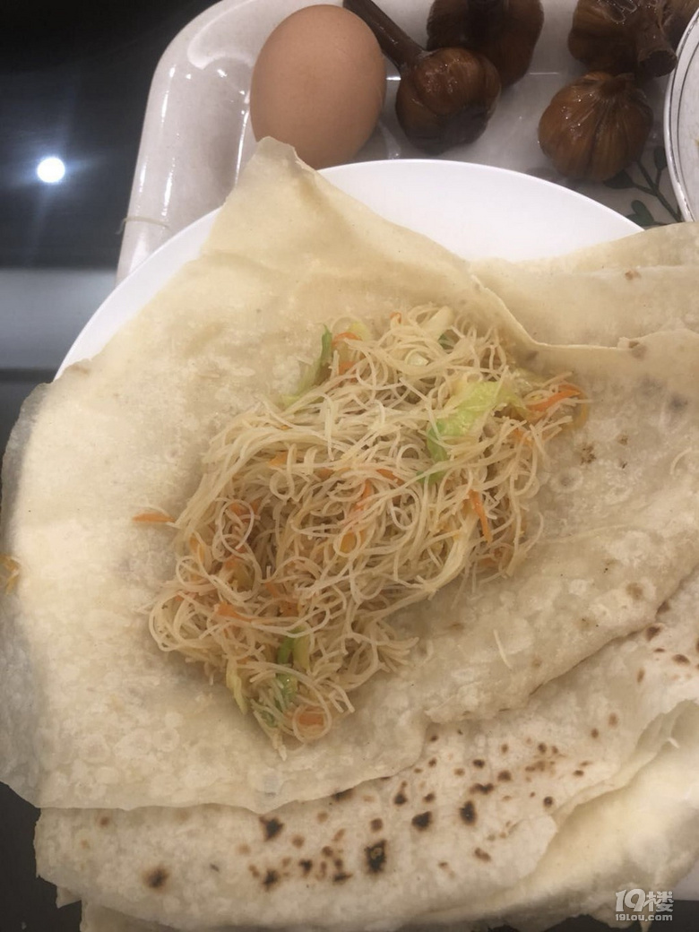 【七小將】食餅筒