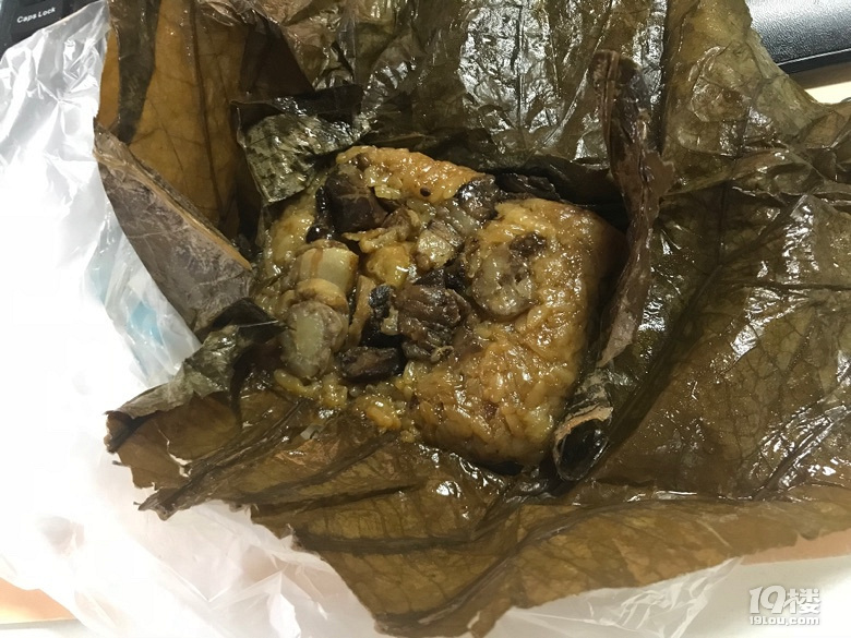 肯德基的新品荷葉飯，真的就是坑��！