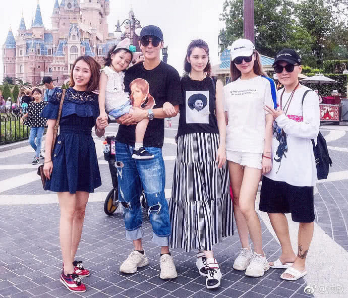 张丹峰再生婚变?洪欣深夜抱怨:怎么做个聪明的