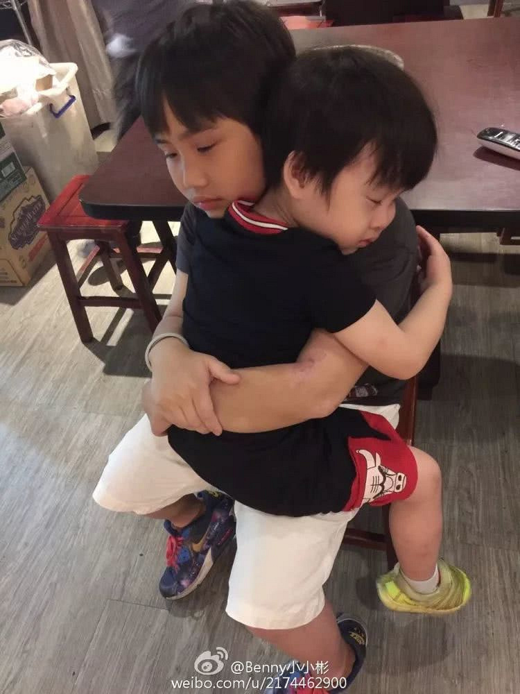 还记得台湾童星小小彬吗?他现在长这样啦