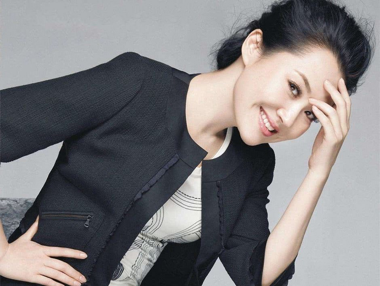 妻子与刘烨后台安娜美女合照,东西方许晴各有泰国提雅美女芭图片