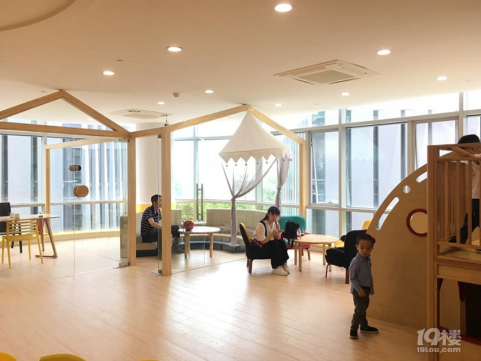 杭州教学早教中心,体验教学,帮助少儿快速成长走黯孩子视频图片