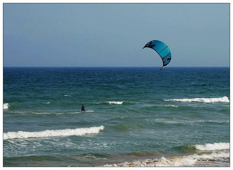 海面之风筝--浪花v海面热气球油画棒简笔画图片