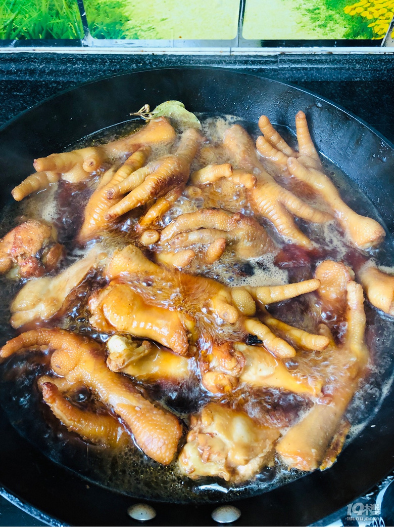 鹵豬蹄鹵鳳爪大集合啦