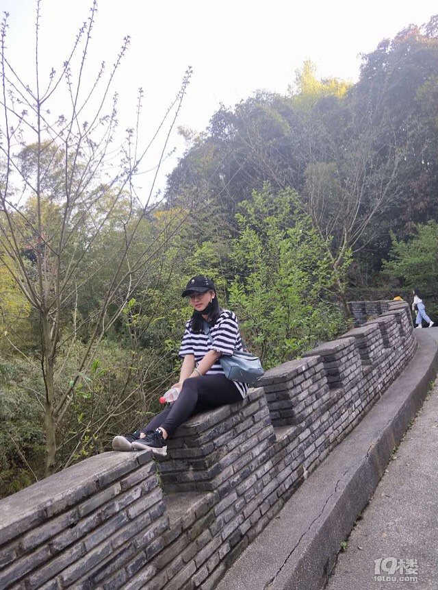 四月的風(fēng)四月的雨四月的陽光四月的我