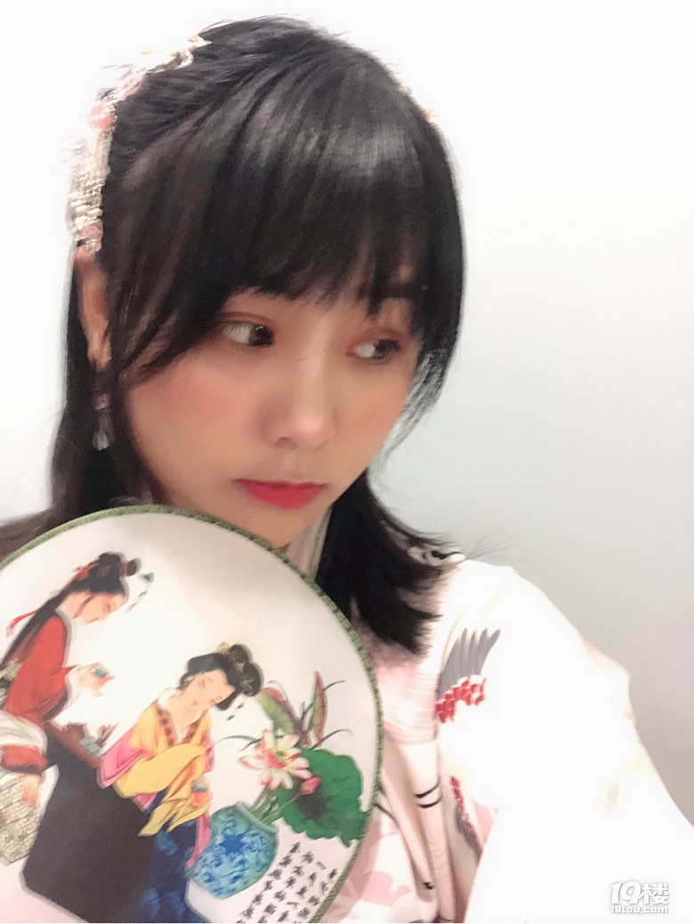 四月的風(fēng)四月的雨四月的陽光四月的我